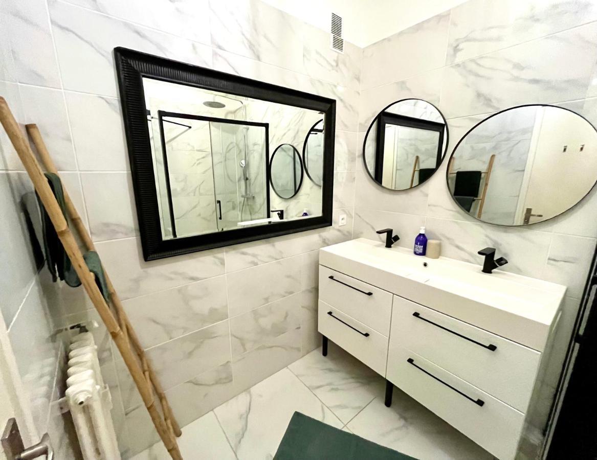 2 Bedrooms - Sea View Apartment Nizza Exterior foto